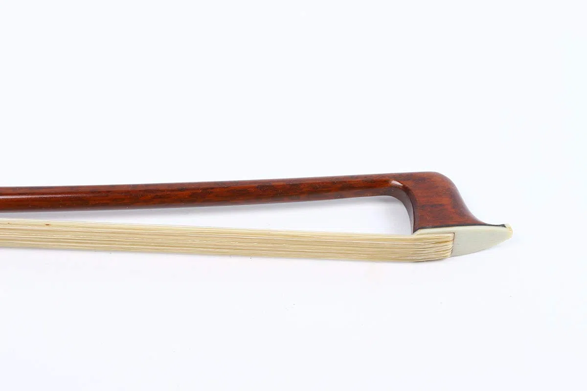 Yinfente 4/4 Violinbogen Schlangenholz Violine Schleifen Frosch schöne Einlage volle Größe gut ausgewogene natürliche Bogen Haare Buchstabenholz Violine Schleifen