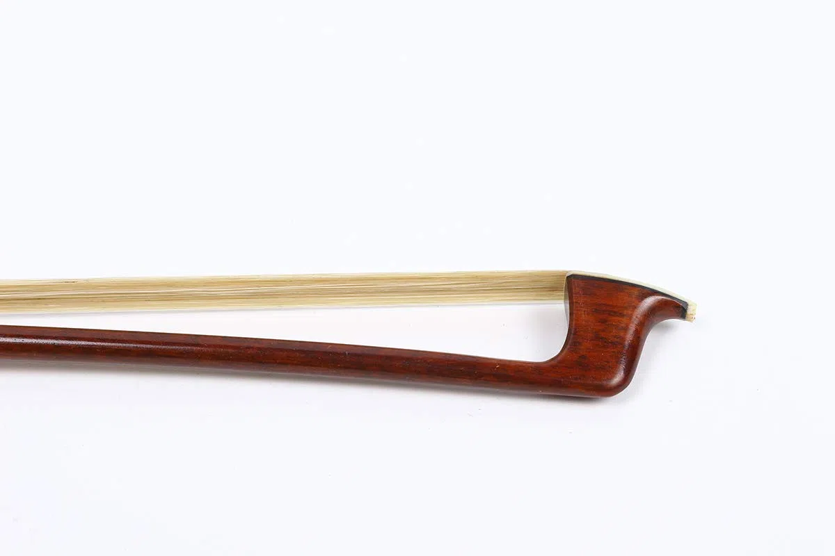 Yinfente 4/4 Violinbogen Schlangenholz Violine Schleifen Frosch schöne Einlage volle Größe gut ausgewogene natürliche Bogen Haare Buchstabenholz Violine Schleifen