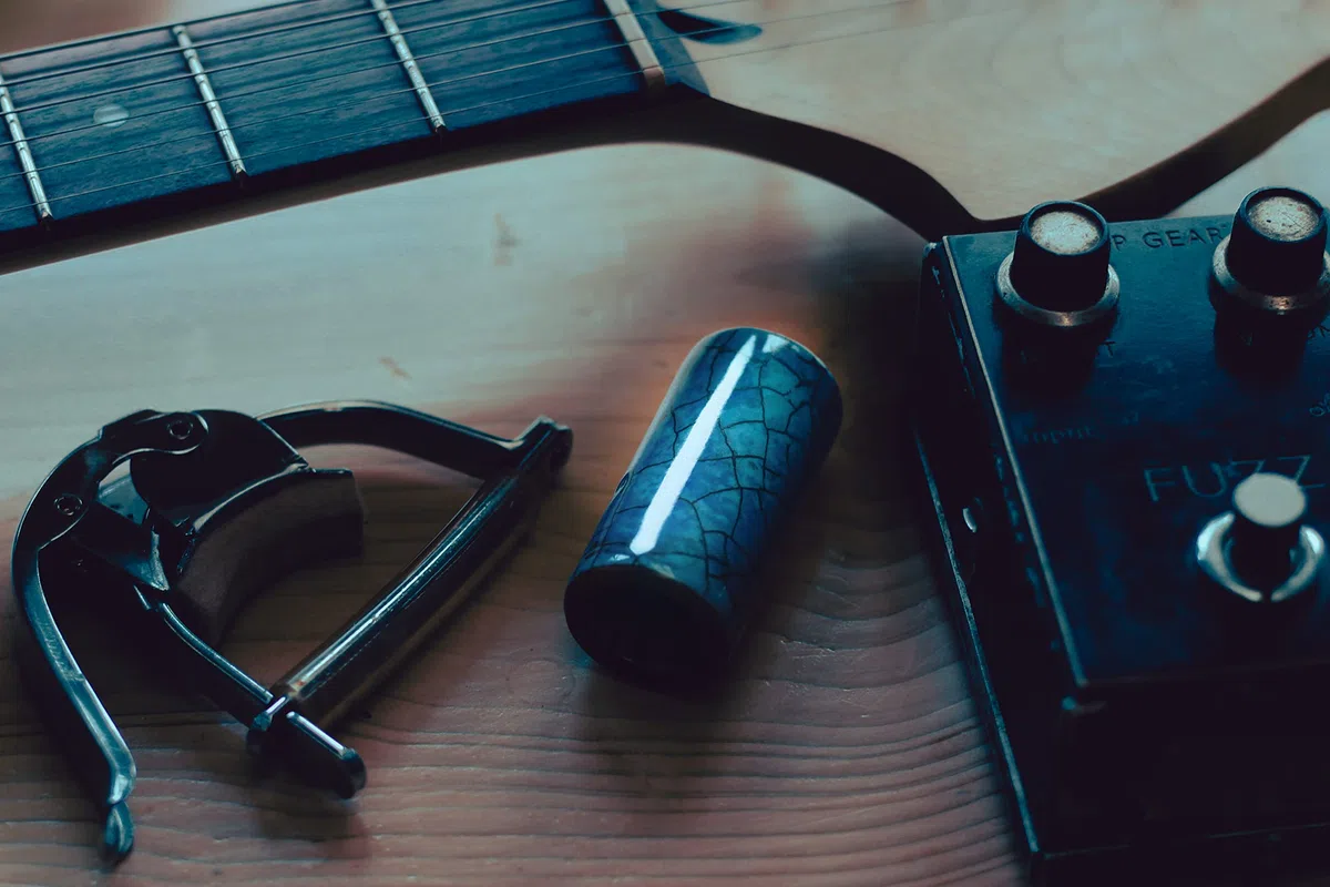Blue Lagoon Gitarre Slider Keramic Mittel