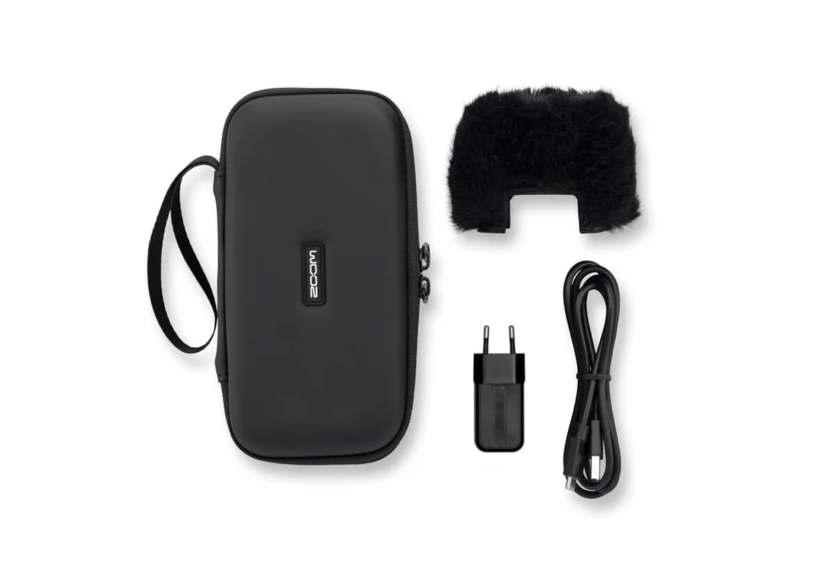 ZOOM APH-2e Zubehörpaket – Komplettset für H2essential Recorder – Mit Windschutz, Tasche, Netzteil & USB-C Kabel – Ideal für mobile Aufnahmen – EU-Version – Schwarz