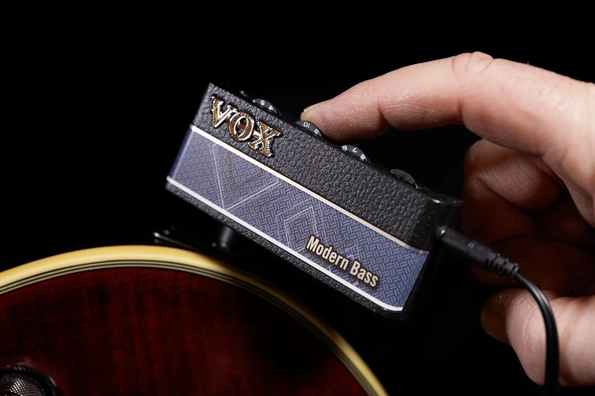 Vox amPlug3 AP3-MB – Taschenkopfhörerverstärker für Bassgitarre – Modern Bass