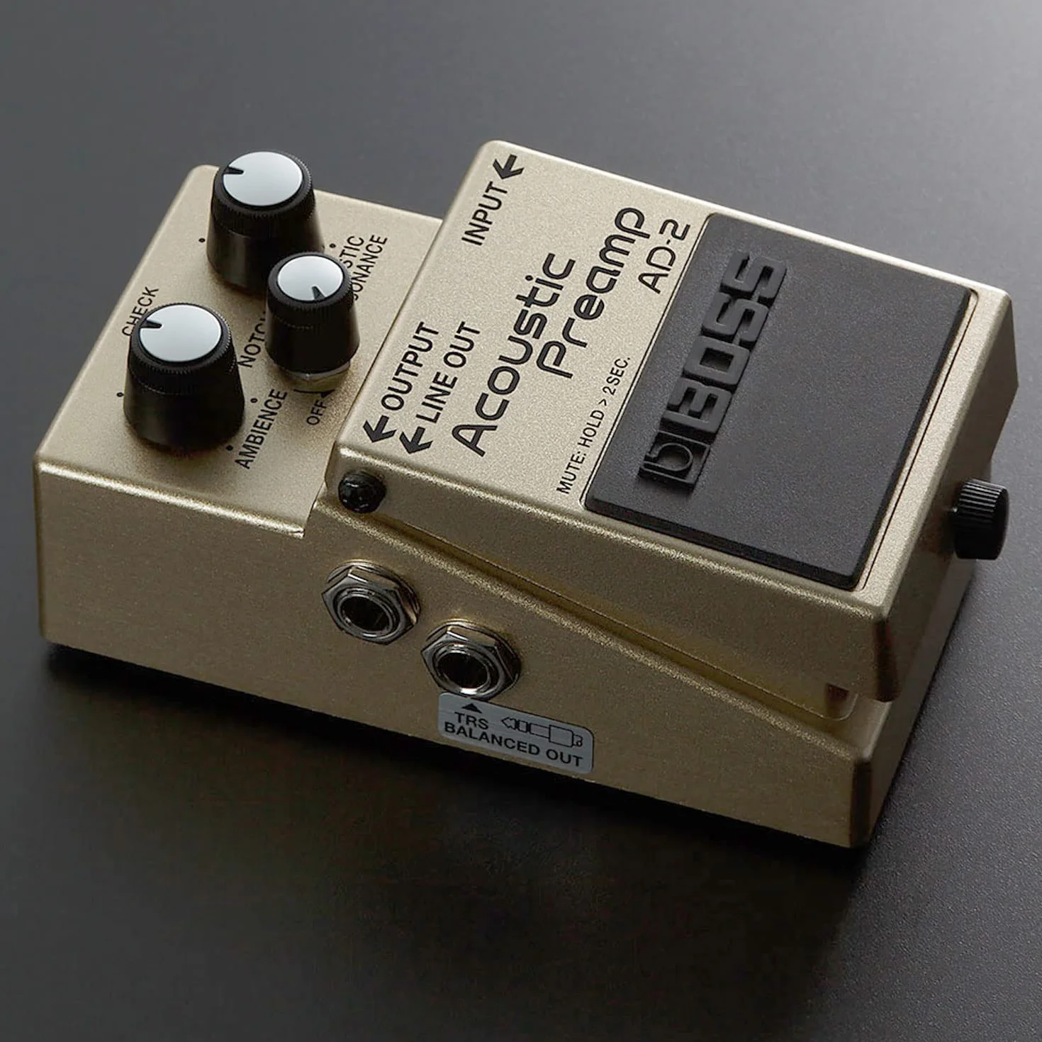 Boss AD-2 Acoustic Preamp Pedal Effektgerät für Akustik-Gitarre + keepdrum Netzteil